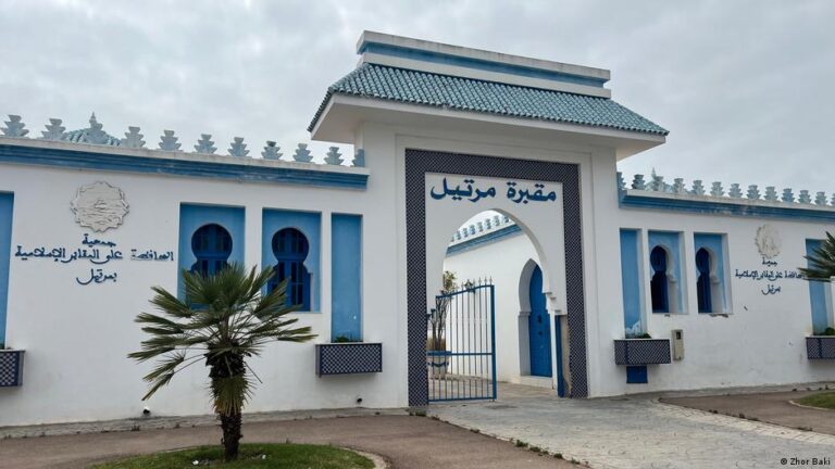 مقبرة مارتيل نموذج نظافة وتنظيم يُلهم زوارها