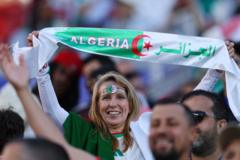 كأس العالم: الجزائر تسعى للتأهل إلى دور الـ32 والأردن تواجه بطلة العالم في لقاء تاريخي
