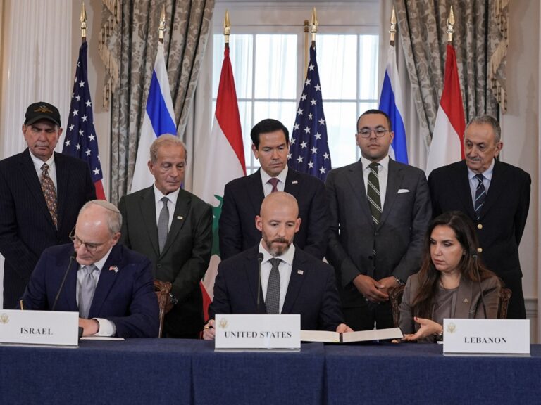 بداية عاصفة وضغوط مكثفة في جولة المفاوضات الخامسة بين لبنان وإسرائيل