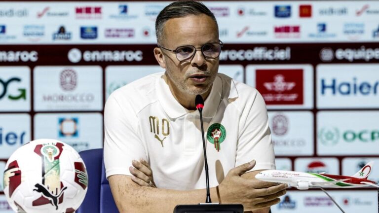 مدرب منتخب المغرب محمد وهبي يؤكد ثبات أسلوب اللعب أمام فرنسا في كأس العالم