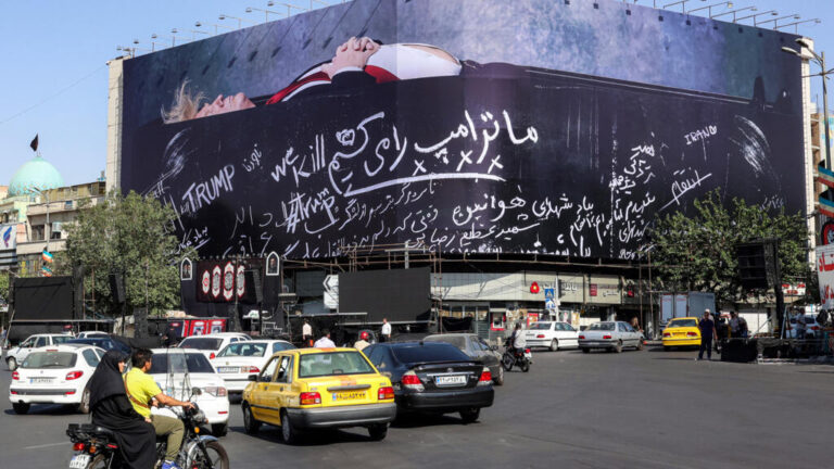 هدوء سياسي حذر بين واشنطن وطهران مع استمرار التوتر بين الحوثيين والسعودية