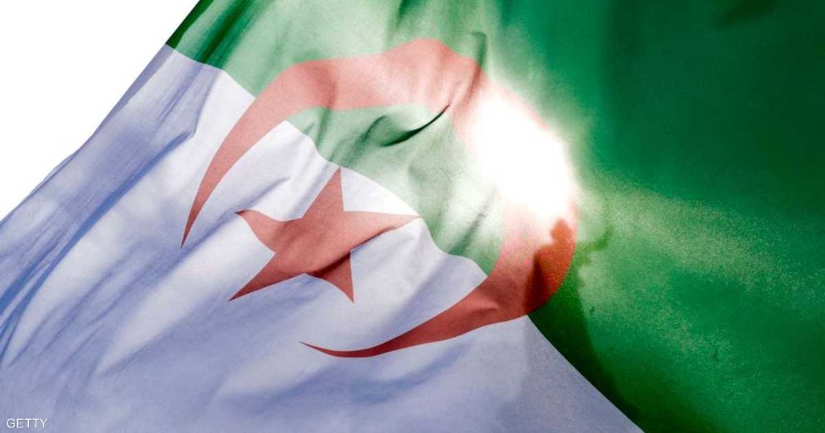 الجزائر تؤجل تدريس الفرنسية إلى المرحلة الرابعة وتعطي الإنجليزية أولوية في التعليم الابتدائي