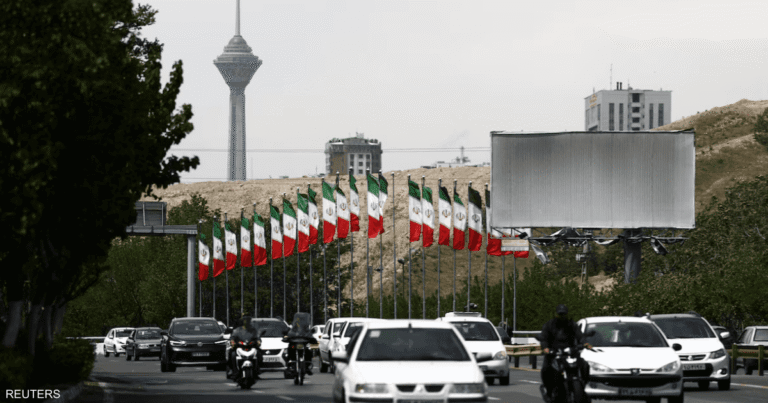 الولايات المتحدة والاتحاد الأوروبي يفرضان عقوبات جديدة على شبكة بابك زنجاني ومؤيدين للحرس الثوري الإيراني