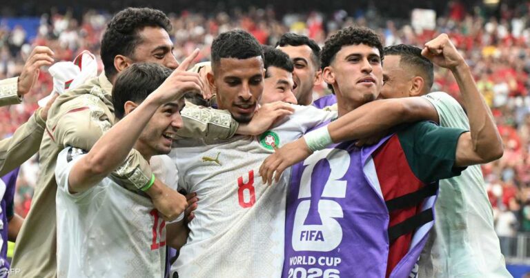 أسود الأطلس يتألقون ويبلغون ربع نهائي المونديال بعد فوزهم على كندا بثلاثية