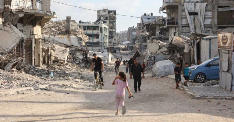 مقتل فلسطيني وإصابة 4 أطفال بقصف إسرائيلي جنوب قطاع غزة