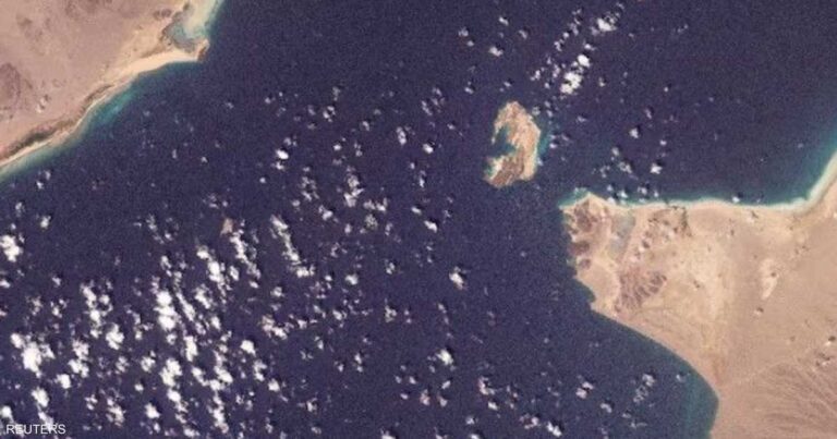 الأزمات الدولية تكشف الأهداف والدوافع وراء تصعيد الحوثيين في البحر الأحمر