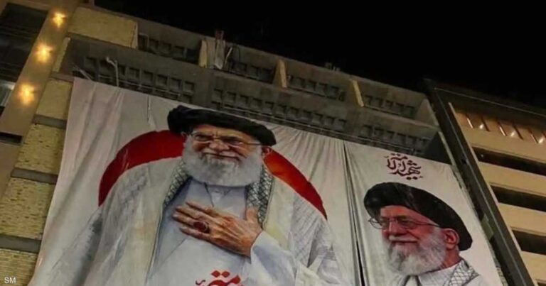 إزالة صورة خامنئي في كربلاء تختبر هيبة الدولة العراقية وتثير جدلاً سياسياً حاداً