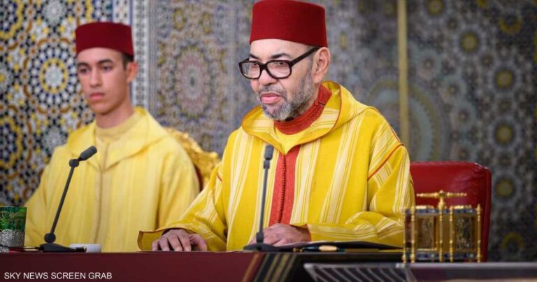 الملك محمد السادس يؤكد على نُدرة الاستقرار السياسي والأمني في المغرب وسط تقلبات إقليمية ودولية