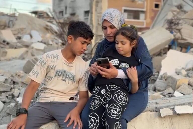بين الخبز والدم.. قصة اغتيال الطبيب محمد مطر وعائلته في غزة