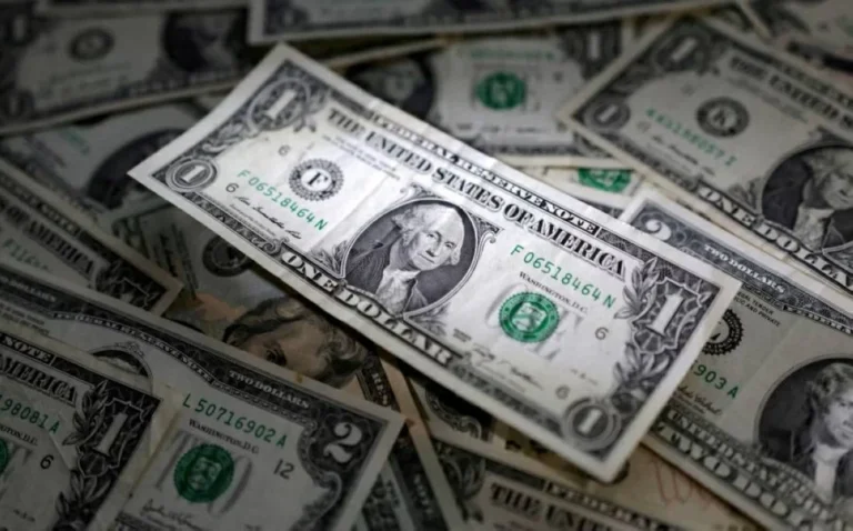 6 أحداث اقتصادية محورية تتصدر الأسواق هذا الأسبوع.. هل يستمر تراجع الدولار؟