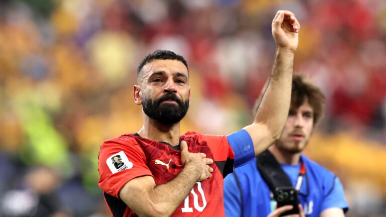 لقطة مؤثرة لمحمد صلاح تُثار في وسائل التواصل بعد مباراة مصر وأستراليا بكأس العالم 2026