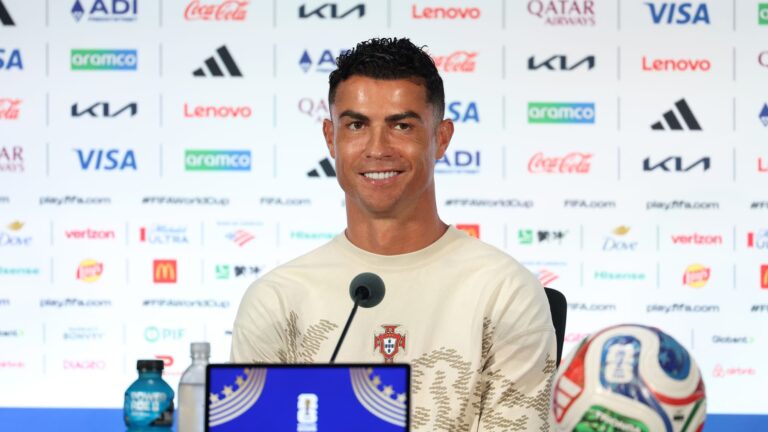 رونالدو يؤكد: كأس العالم الحالي هو الأخير لي مع منتخب البرتغال واعتزالي بيدي