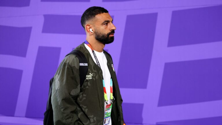 بشكتاش التركي يعلّق المفاوضات مع محمد صلاح مؤقتاً بسبب المطالب المالية