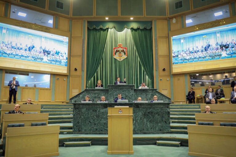 جدل نيابي في الأردن حول اقتراح تعزية للكونغرس الأمريكي إثر خسائر عسكرية