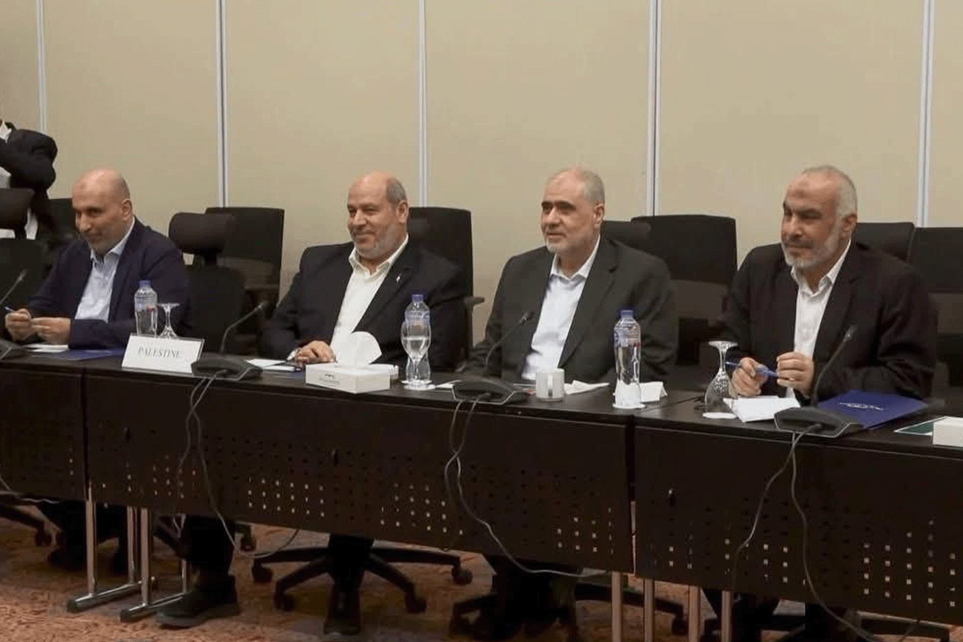 حماس توضح تفاصيل خريطة الطريق لاتفاق غزة: وقف الحرب وتنفيذ شامل وليس قيود على السلاح فقط