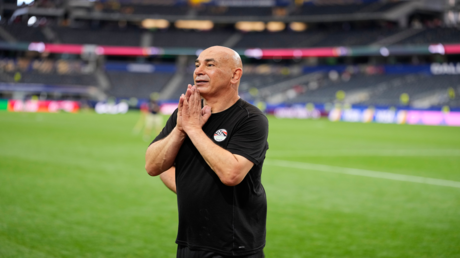 الاتحاد المصري يجدد تعاقده مع حسام حسن وإبراهيم حسن