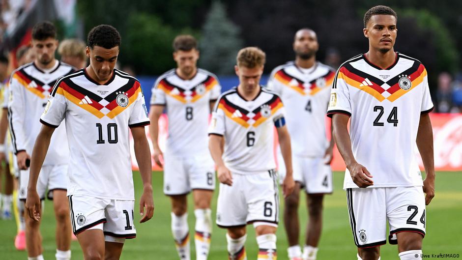 DW تنفي وجود عريضة عنصرية ضد لاعبين في منتخب ألمانيا
