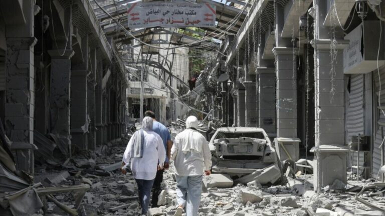 العفو الدولية تطالب بالتحقيق في غارات إسرائيلية على جنوب لبنان ووصفتها بجرائم حرب