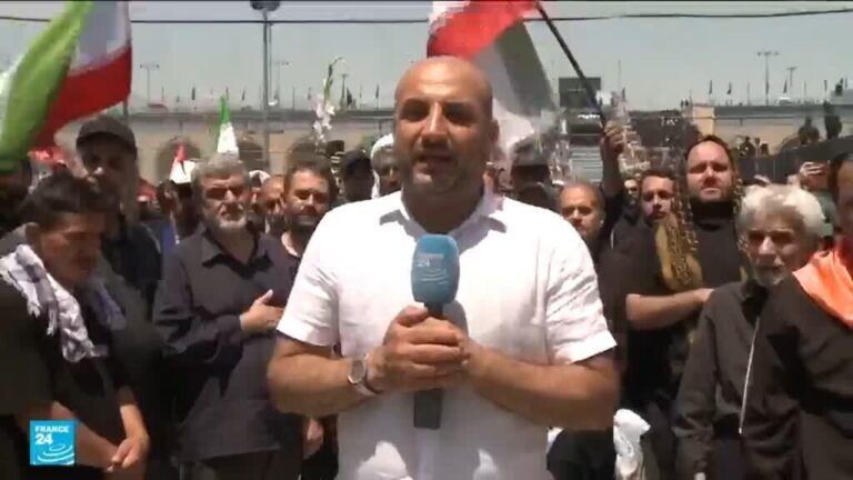 انقسام داخل مؤيدي النظام الإيراني حول المفاوضات مع واشنطن