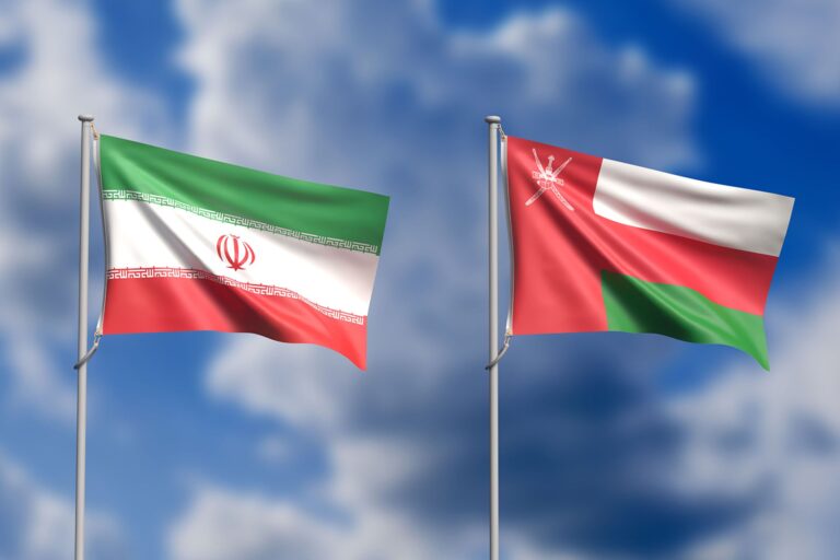 التصعيد غير المسبوق في العلاقات العُمانية الإيرانية بعد استهداف مواقع في محافظة مسندم