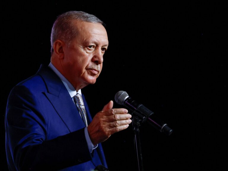 الرئيس أردوغان يصف إفشال انقلاب 2016 بأنه حدث تاريخي ويؤكد مقاومة الشعب التركية