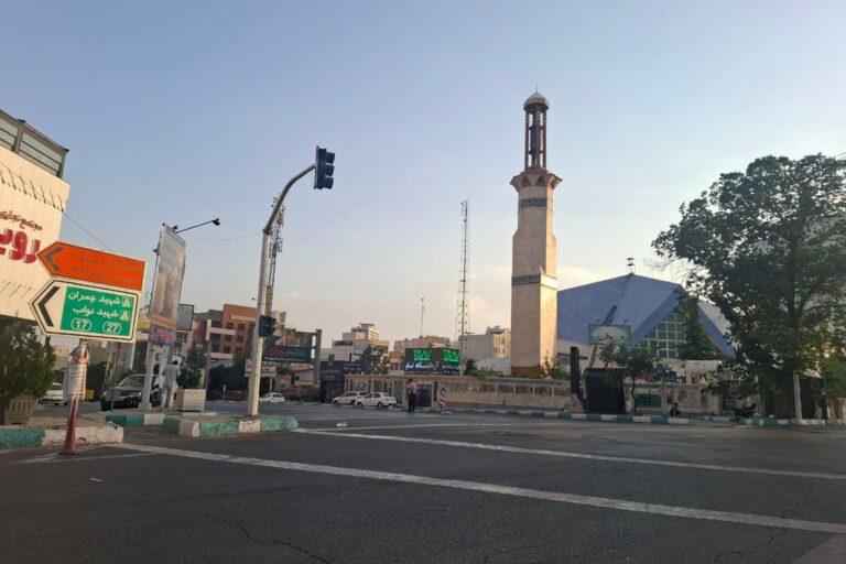 واشنطن وطهران: منعطف خطير بين الحرب الباردة وتوترات تصاعدية
