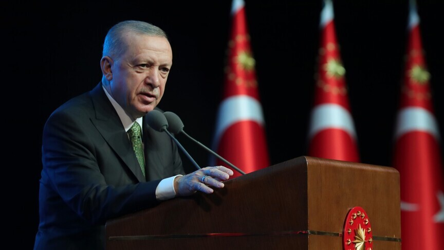 أردوغان يناقش مع الرئيس السنغالي تعزيز العلاقات الثنائية والقضايا الإقليمية والدولية