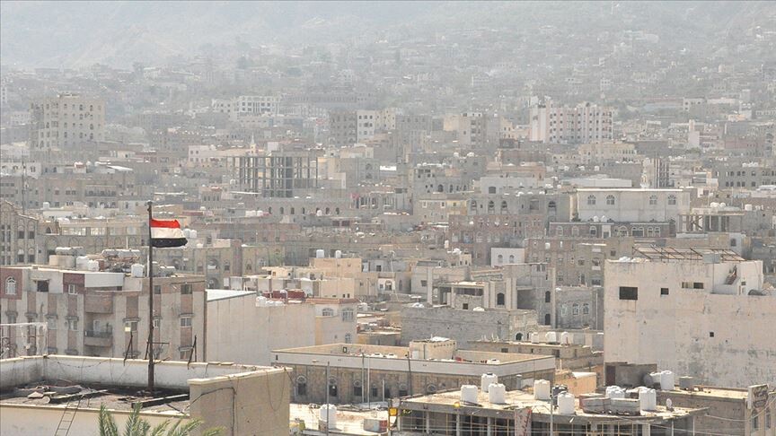 قصف حوثي يستهدف المجمع القضائي في تعز بقذائف هاون دون إصابات