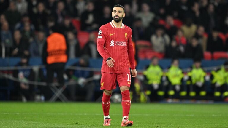 تراجع جماهير بشكتاش عن دعم ضم محمد صلاح بعد تعثر المفاوضات بسبب مطالب وكيله المالية