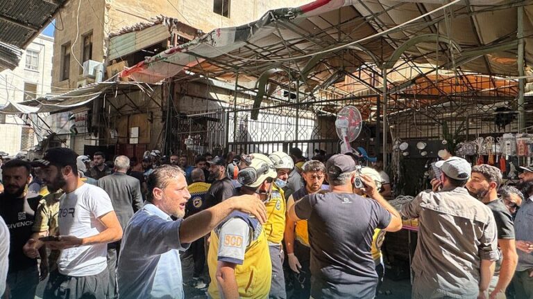 انفجار داخل مقهى في دمشق يسفر عن 4 قتلى و10 جرحى