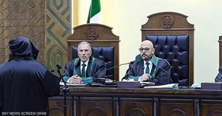 شاهد سري في محاكمة مفتي النظام السوري السابق يكشف طلبات مالية وعينية لإطلاق سراح معتقلات