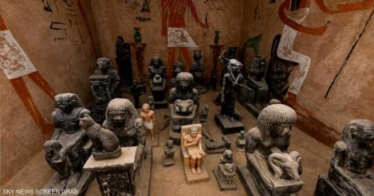 مصر تضبط عصابة بحوزتها 90 قطعة أثرية ومخدرات بقيمة 16 مليون جنيه