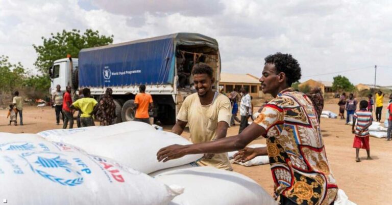 برنامج الغذاء العالمي يحذر من أكبر أزمة جوع في السودان وسط نقص تمويل حاد
