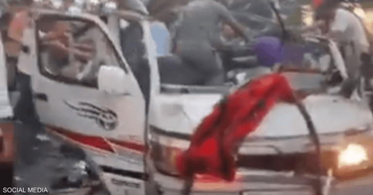 انفجار عبوة ناسفة في حافلة بريف دمشق يسفر عن قتلى وجرحى