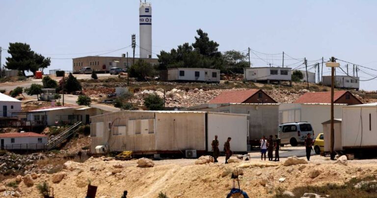 الجيش الإسرائيلي يغلق بلدتي قصرة وجالود بالضفة الغربية بعد اقتحامات مستوطنين