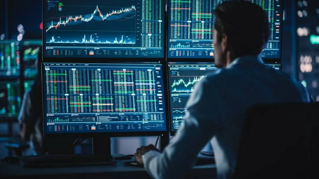 الأسهم العالمية تستقر باستناد إلى توقعات إنفيديا وترقب مسار الفائدة الأميركية