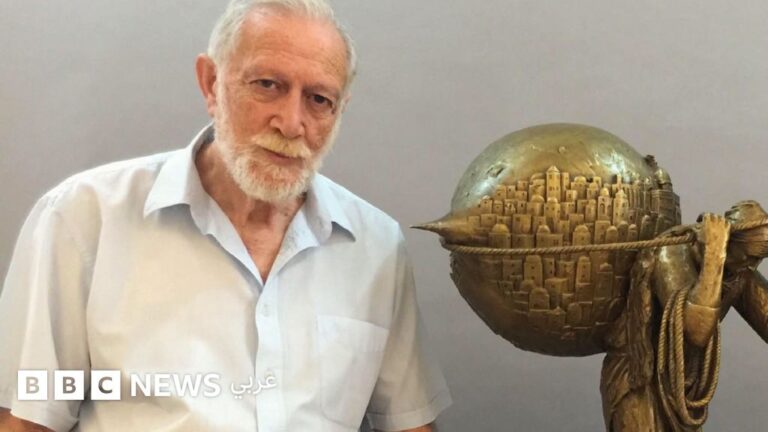 وفاة الفنان الفلسطيني سليمان منصور صاحب لوحة “جمل المحامل” التي حملت القضية الفلسطينية