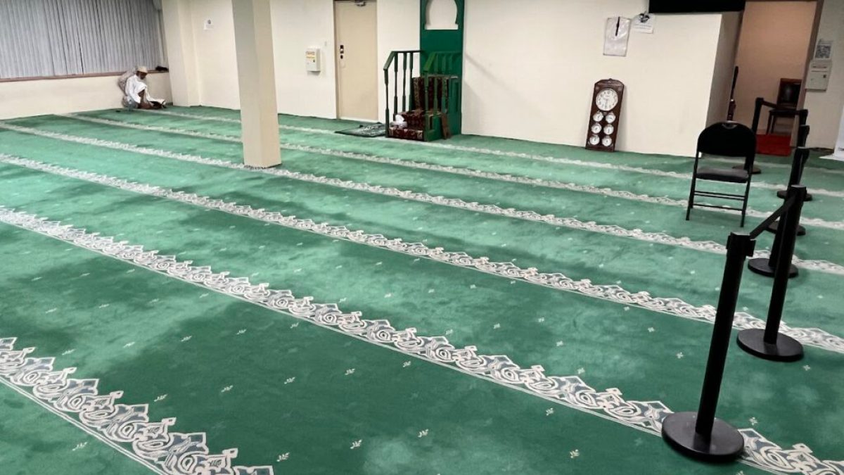 إغلاق مسجد التقوى في فرنسا يثير جدلاً حول اتهامات الإسلاموفوبيا