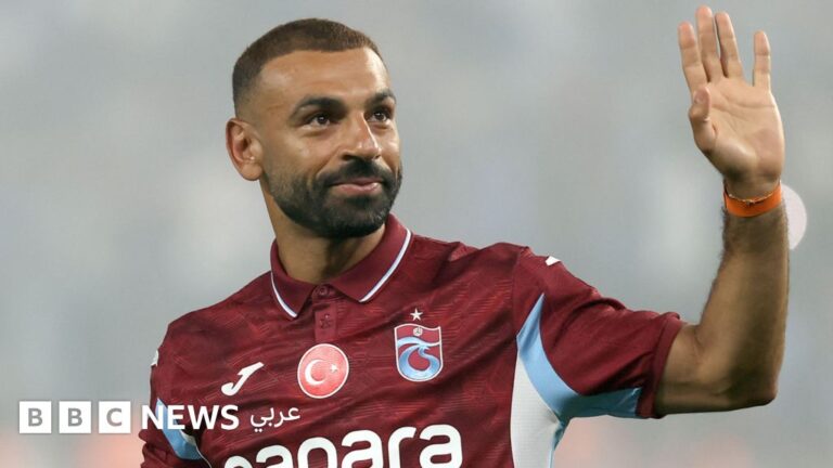 محمد صلاح ينضم إلى طرابزون سبور: كيف أقنع النادي التركي النجم المصري؟
