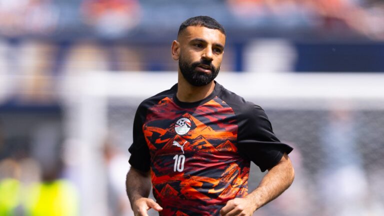 رئيس طرابزون سبور ينفي اتفاق مع محمد صلاح