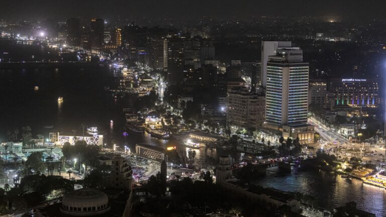 مصر تُفعّل حالة الطوارئ الصحية بعد زلزال بقوة 5.5 ريختر وتؤكد عدم وجود خسائر