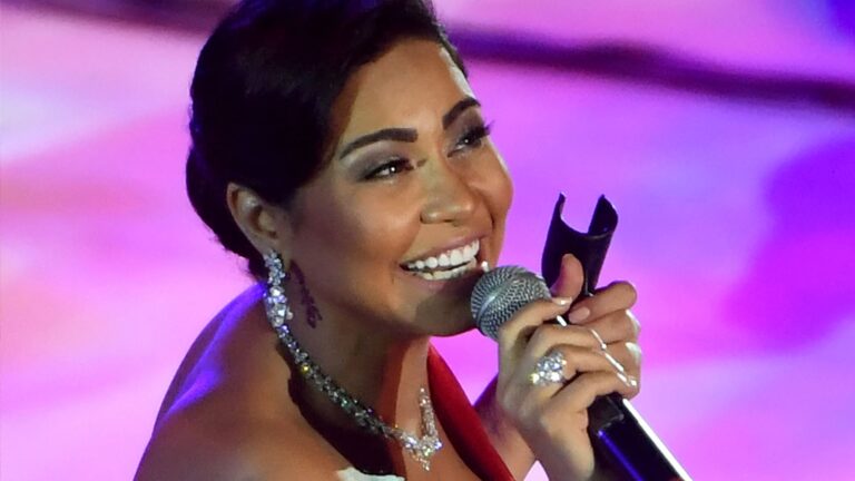 شيرين عبدالوهاب تستكمل تحضيراتها لحفلها في مدينة العلمين الجديدة