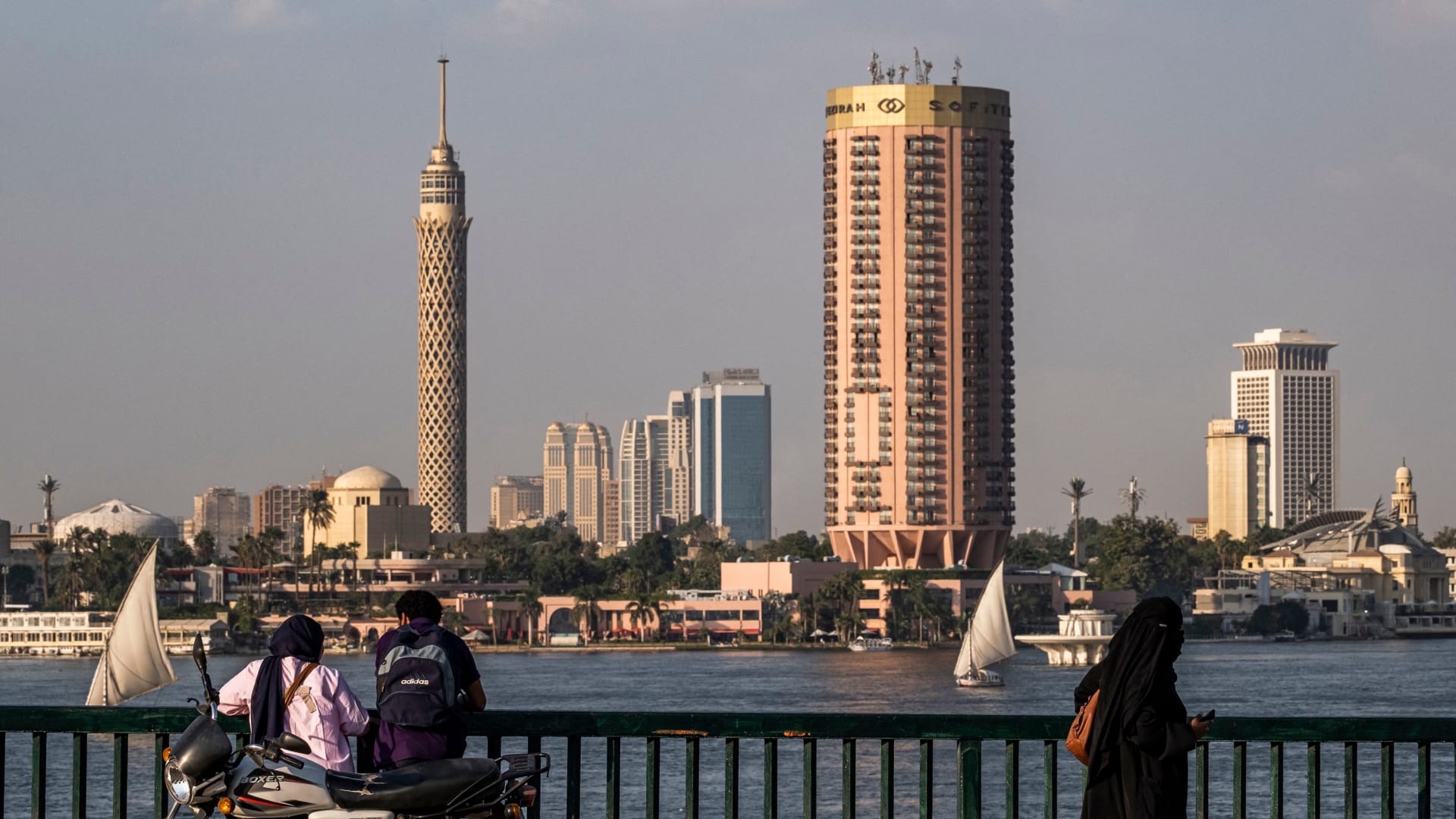 انتقادات برلمانية لزيادة أسعار الكهرباء في مصر ومطالب بمراجعة القرار