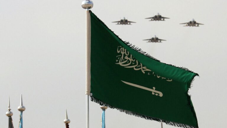 مسؤول سعودي يؤكد استعداد المملكة لهجوم محتمل من ميليشيات عراقية بالتعاون مع الحوثيين