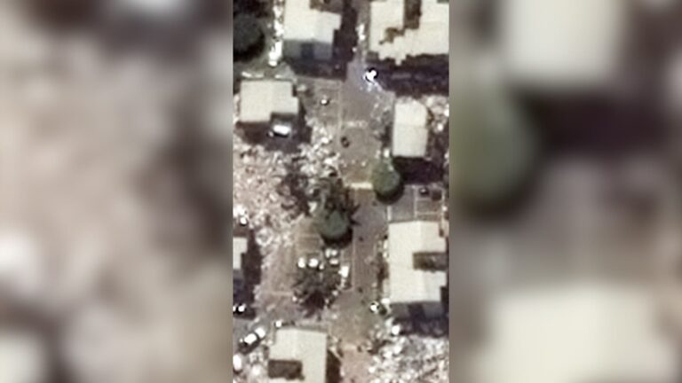 صور الأقمار الصناعية تكشف حجم الدمار بعد زلزال قوي ضرب غرب كولومبيا