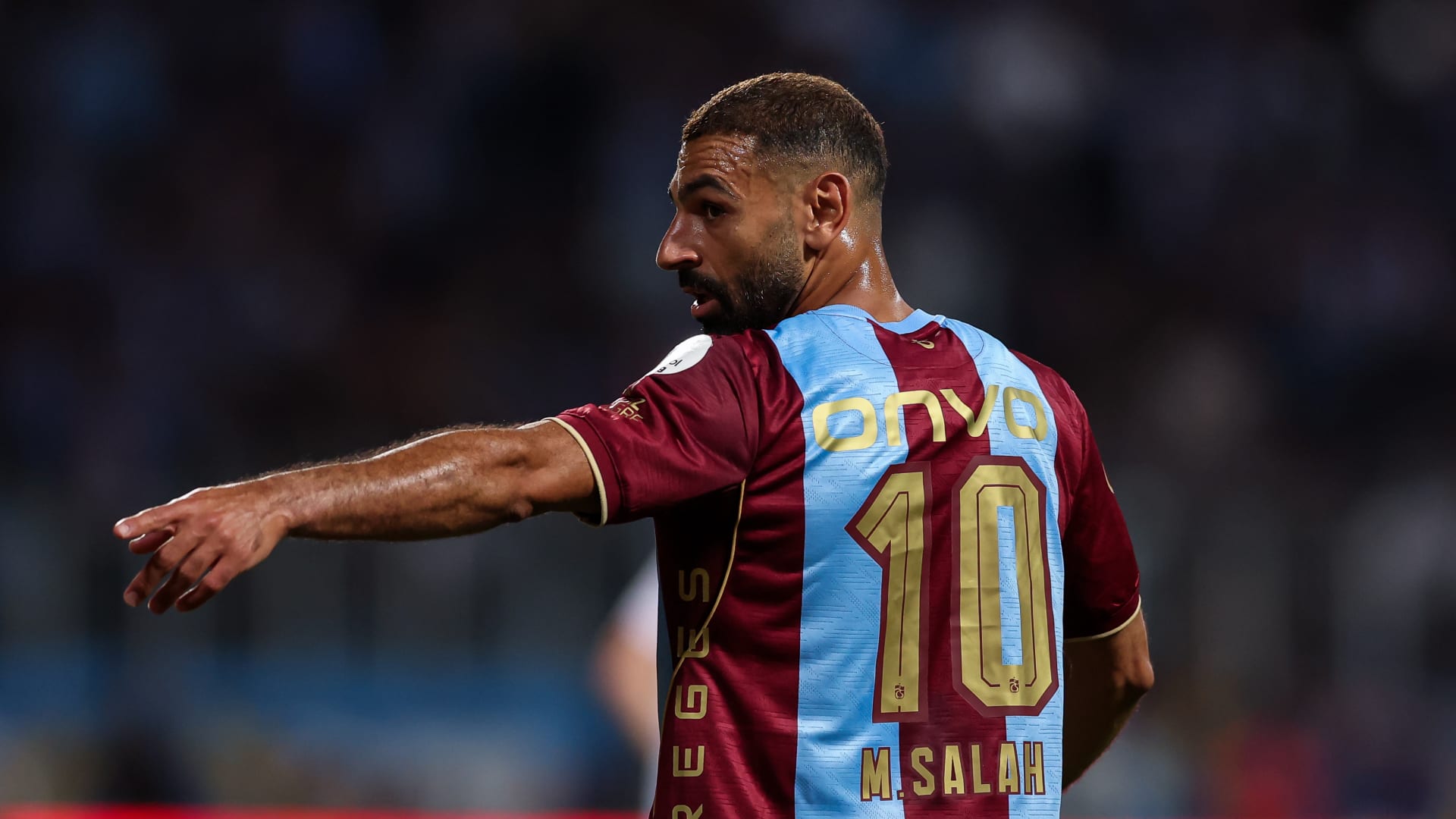 محمد صلاح يُبهر الجمهور في ظهوره الأول مع طرابزون سبور بالدوري التركي