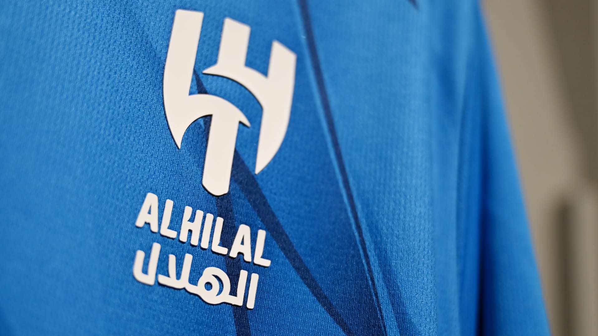 جدل على مواقع التواصل حول تعليق الأمير عبدالرحمن بن مساعد بشأن دعم الوليد بن طلال لنادي الهلال