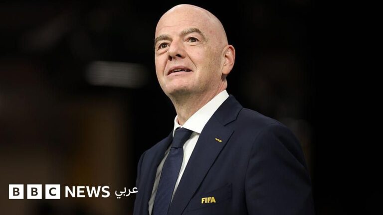 إنفانتينو يعتذر عن خطة مثيرة للجدل ويبقى رئيساً للفيفا بعد دعم مجلس الإدارة