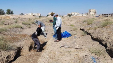 العثور على رفات بشرية بين قطنا وإمبيا بريف دمشق والتحقيقات جارية لكشف الهوية
