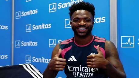 فينيسيوس جونيور يمدد عقده مع ريال مدريد حتى 2032